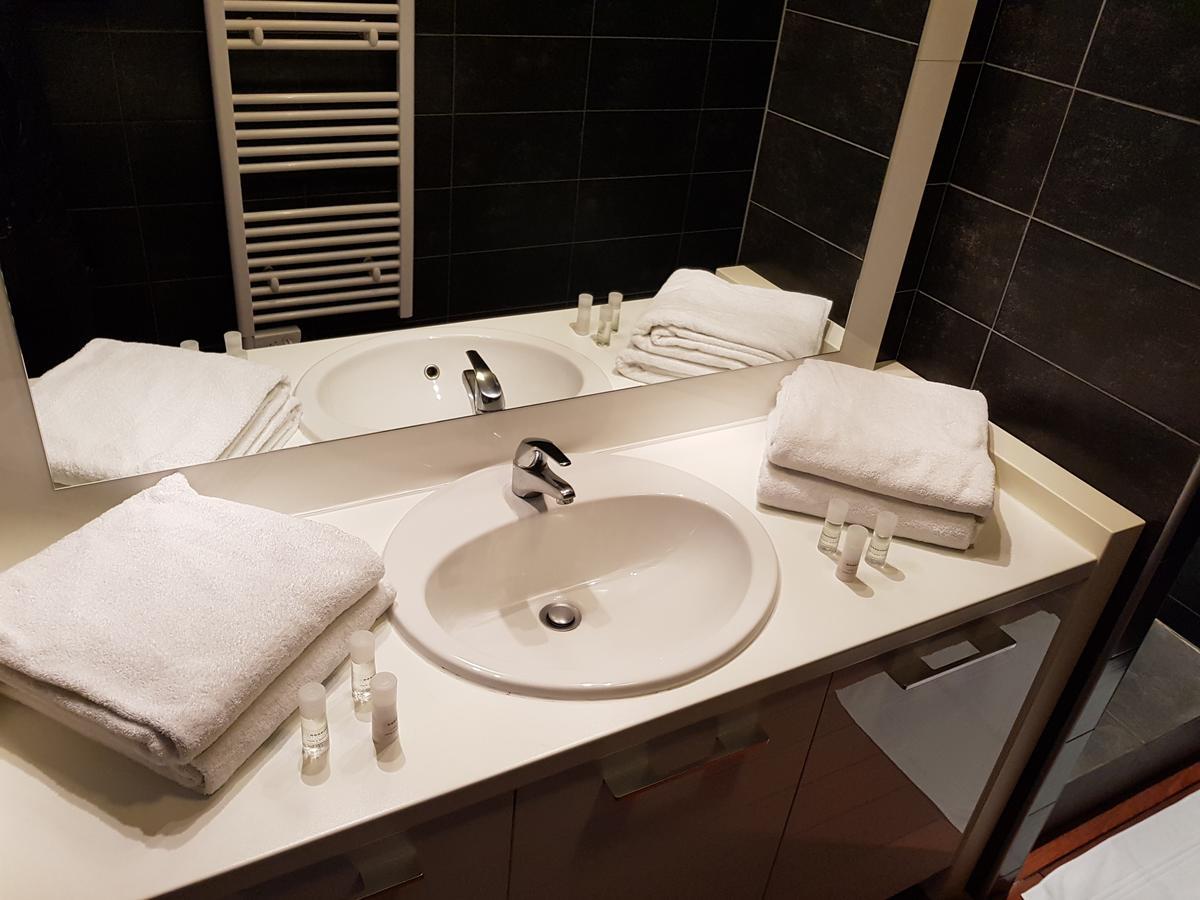 Saint-Rémy-de-Provence Mas De Valrugues Holifranceアパートホテル エクステリア 写真